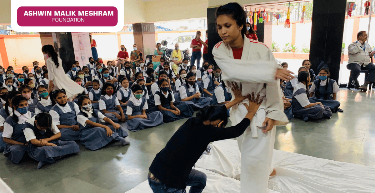 Partnered with Mumbai Police Nirbhaya Squad, Nehru Nagar and conducted a Self Defence Training Program for girls at Swami Vivekananda High School, Thakkar Bappa, Chembur. 