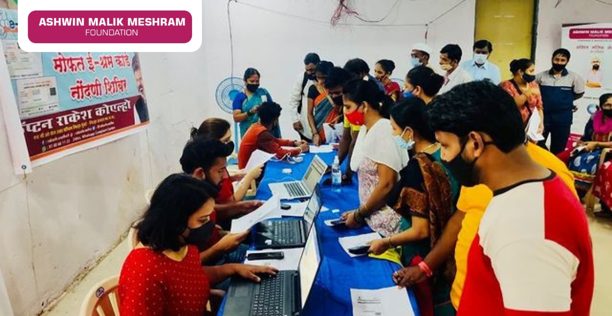 Ashwin Malik Meshram Foundation in association with BJP NGO Cell organised an E-Shram Yojana Camp at Oshiwara, Andheri West.