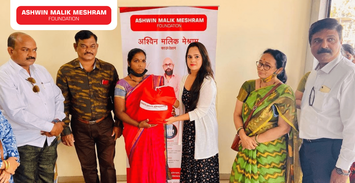 100+ nutrition kit distributed by AMM Foundation in association with Hemang Jangla for underprivileged women in Kurla.