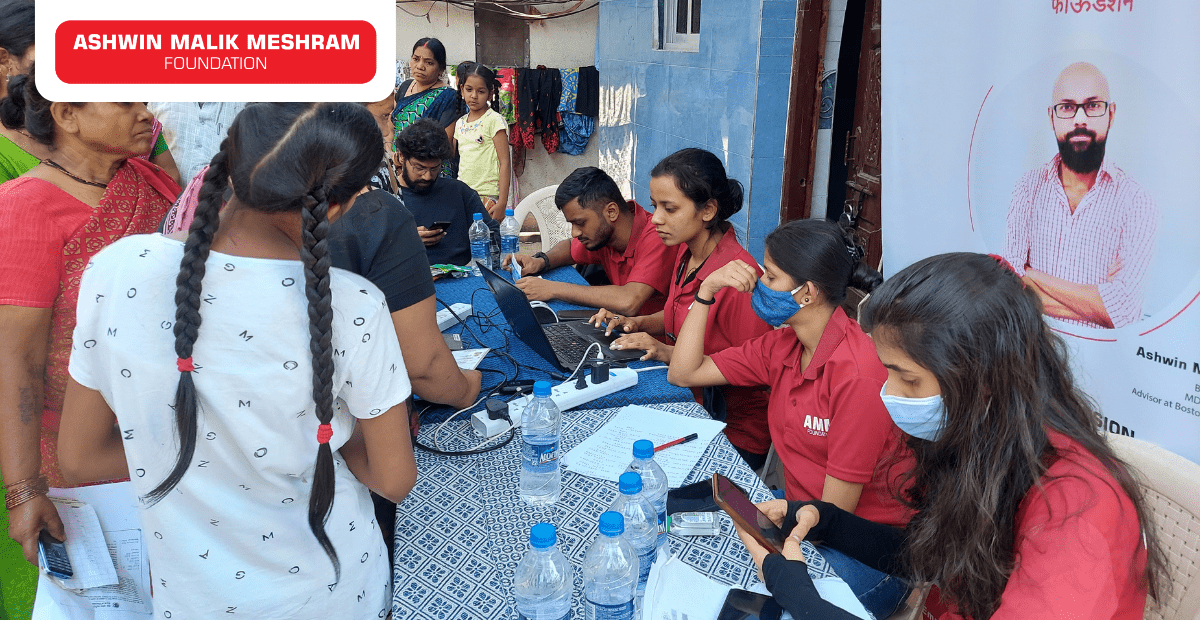 Ashwin Malik Meshram Foundation in association with Vanita Waghmare organised an E-Shram Yojana Camp at at Rahul Nagar, Chunabhatti.