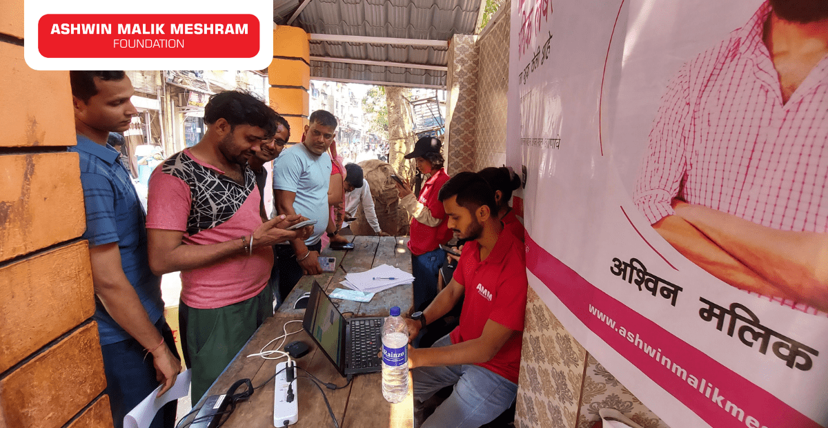 Ashwin Malik Meshram Foundation conducted an E-Shram registration drive at Basant Nagar, Thakkar Bappa, Chembur.