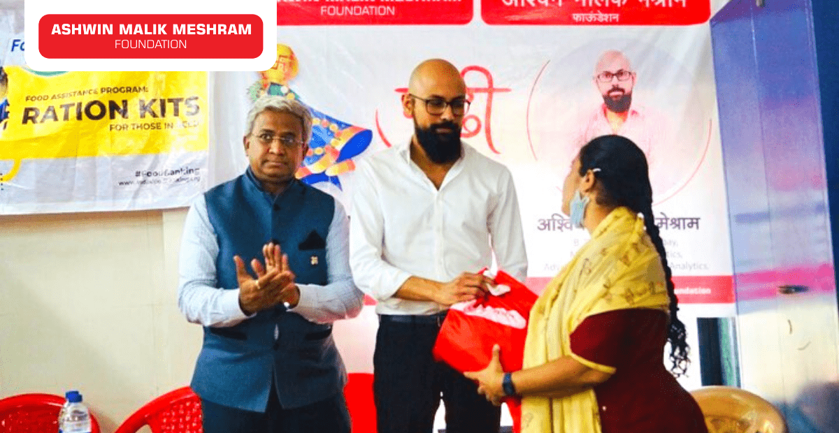 500+ Festival Happiness Kits distributed by AMM Foundation in association with Hemang Jangla for underprivileged People in Chunabhatti.