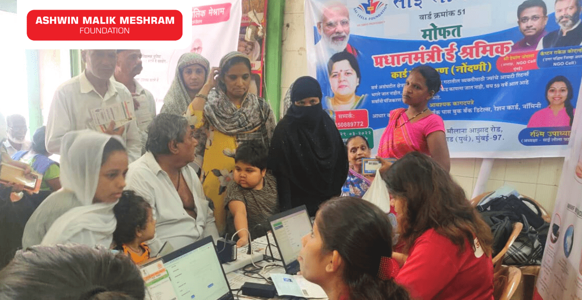 E-Shram Yojna Drive conducted by AMM Foundation in association with Hemang Jangla at Squatter colony, Malad (East).