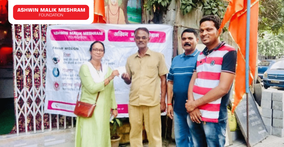500+ E-Shram and Ayushman Health Cards distributed by AMMF volunteers at Vijay Nagar, Jagruti Nagar and Nehru Nagar, Kurla. 