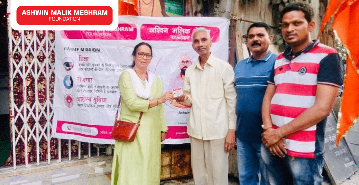 500+ E-Shram and Ayushman Health Cards distributed by AMMF volunteers at Vijay Nagar, Jagruti Nagar and Nehru Nagar, Kurla. 