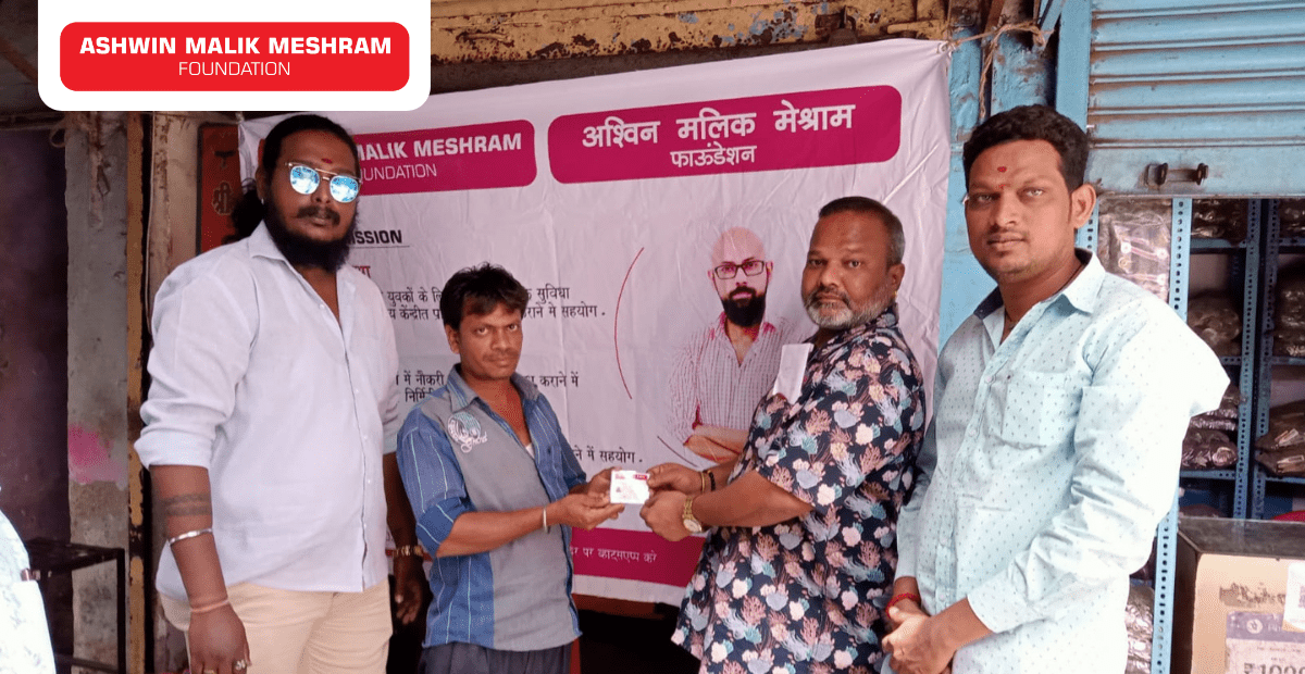AMMF Volunteers Distributed 200+ Health Id Cards at Thakkar Bappa Colony, Chembur.