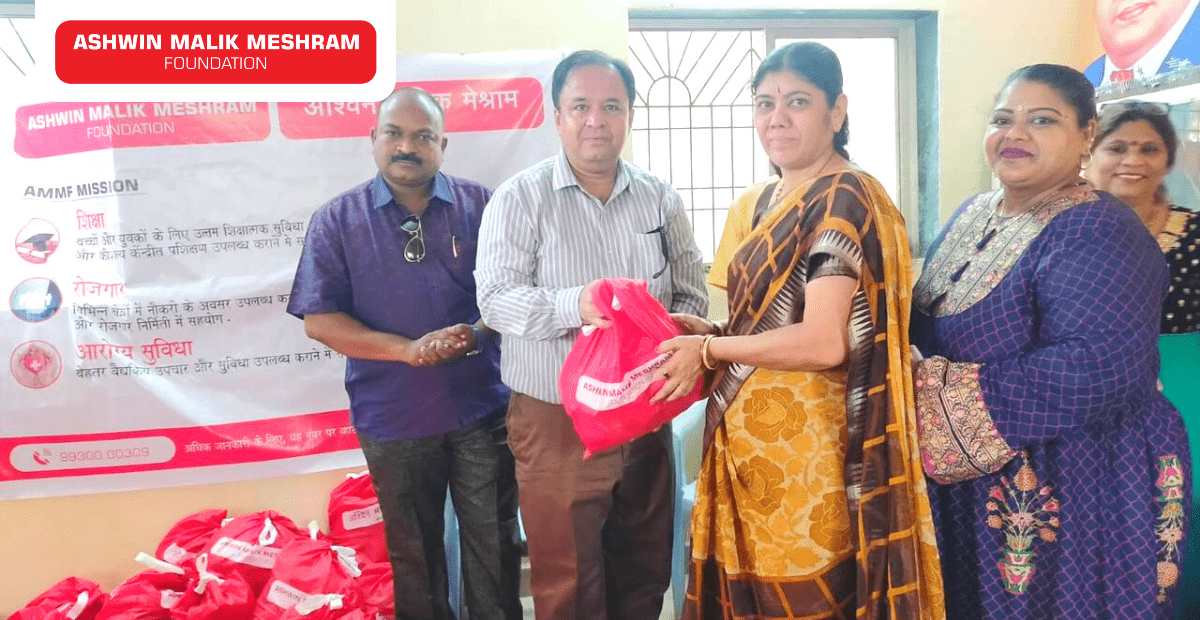 Ashwin Malik Meshram Foundation distributed 100+ Festival Happiness Kits to Aanganwadi Teachers of Chembur and Kurla.