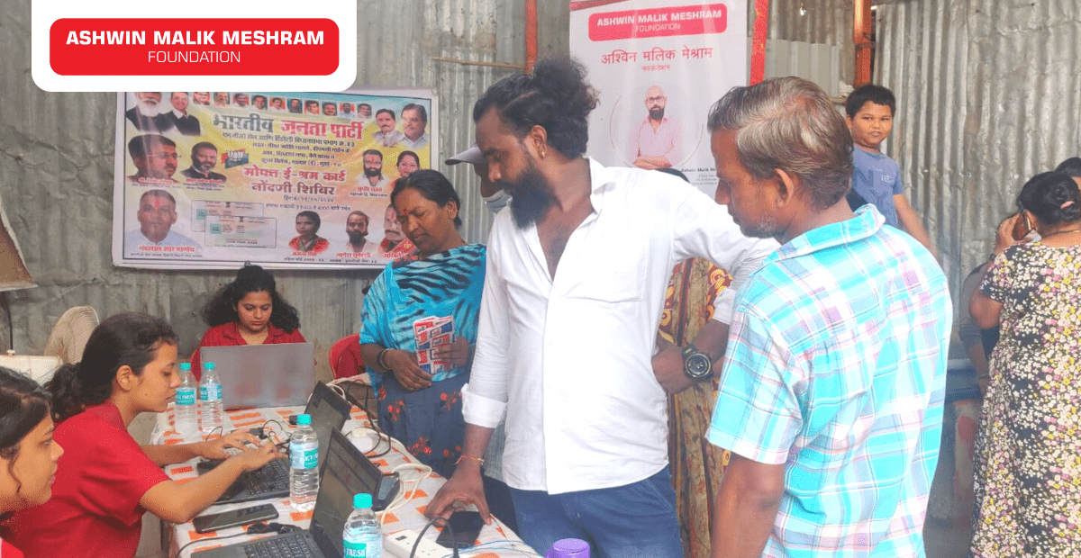 AMM Foundation in association with Capt. Rakesh Coelho and Hemang Jangla conducted an E-Shram Yojna drive at Kurar Village, Malad (East).