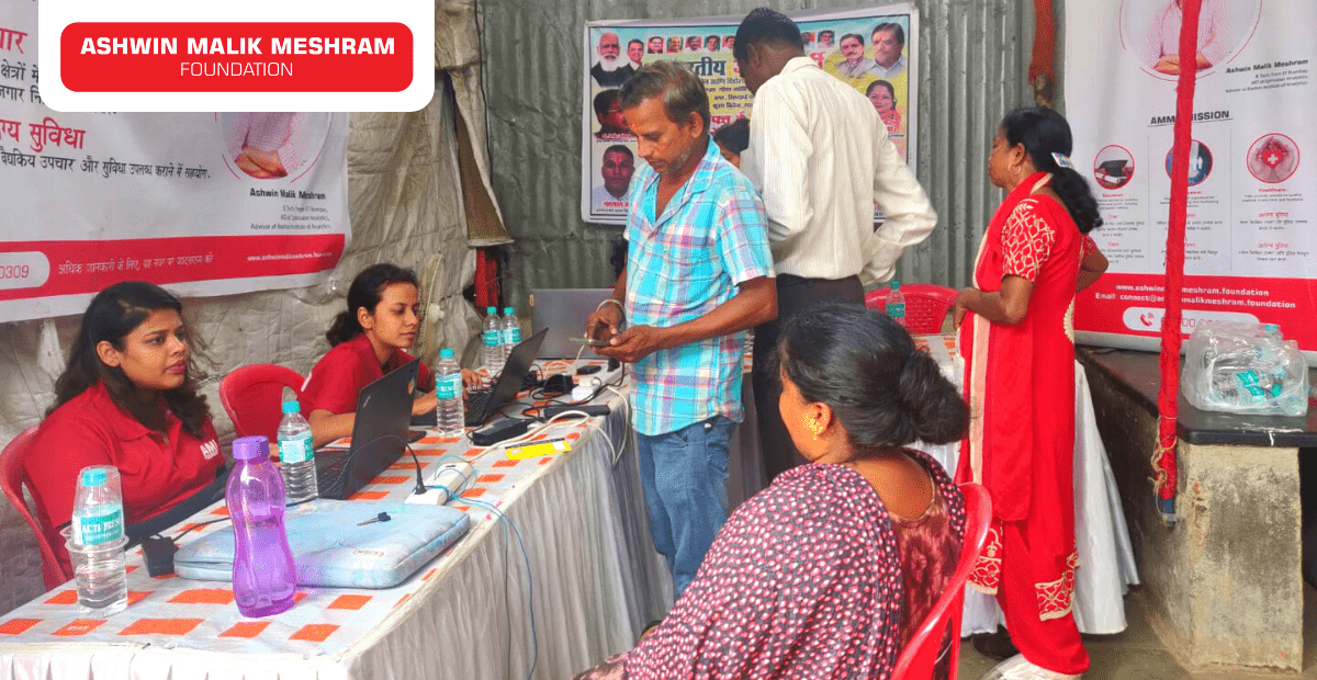 AMM Foundation in association with Capt. Rakesh Coelho and Hemang Jangla conducted an E-Shram Yojna drive at Kurar Village, Malad (East).