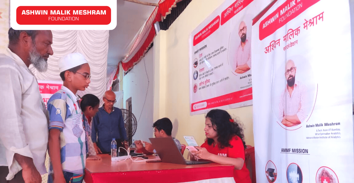 During the auspicious Ganesh Mahotsav, Ashwin Malik Meshram Foundation conducted an Ayushman Bharat Health Card Camp at Nehru Nagar Sarvajanik Sri Seva Mandal.