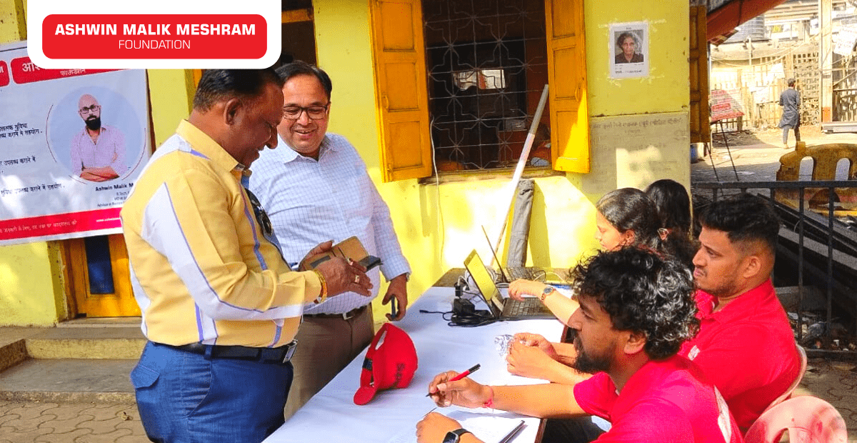 AMM Foundation conducted a Free Eye Check-Up Camp along with Health ID Card Camp for Traffic Police Officers of Mumbai Division.