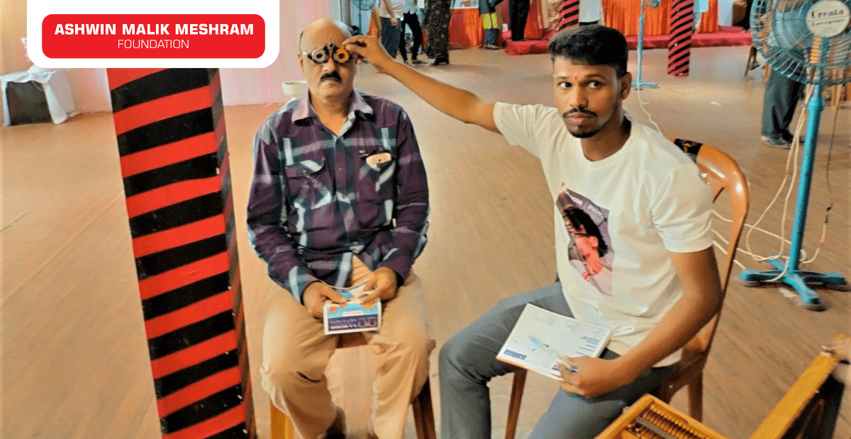 Free Eye Checkup Camp along with Health Card Camp Conducted at Chakala, Andheri (East).