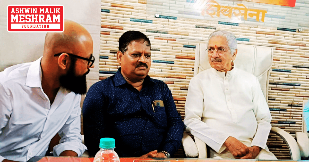 Senior Shivsena leader and former Cabinet Minister Mr. Subhash Desai, along with Mr. Arvind Sawant (MP - Shivsena, South Mumbai) visited the health checkup camp conducted by Meshram Foundation.