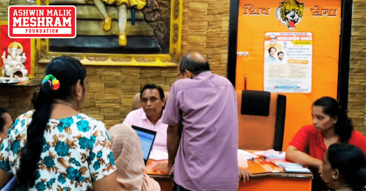 Ayushman Bharat Yojana and Majhi Ladki Bahin Yojana camp conducted by Meshram Foundation in Shivsena Shakha No.165.