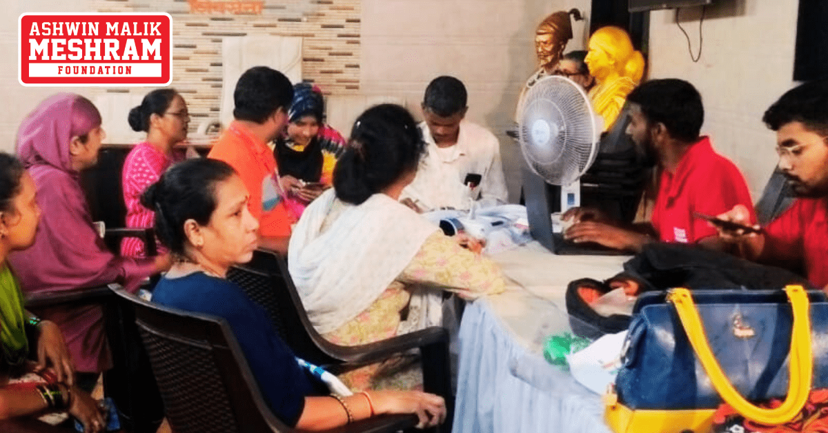 Meshram Foundation conducted Ayushman Bharat Yojana and Majhi Ladki Bahin Yojana camp in Shivsena Shakha No.170.