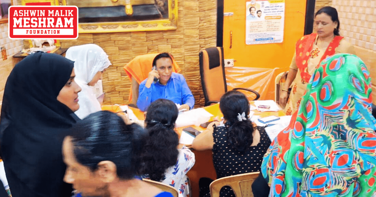 Ayushman Bharat Yojana and Majhi Ladki Bahin Yojana camp conducted by Meshram Foundation in Shivsena Shakha No. 165.