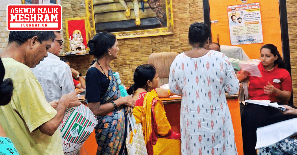 Ayushman Bharat Yojana and Majhi Ladki Bahin Yojana camp conducted by Meshram Foundation in Shivsena Shakha No. 165.