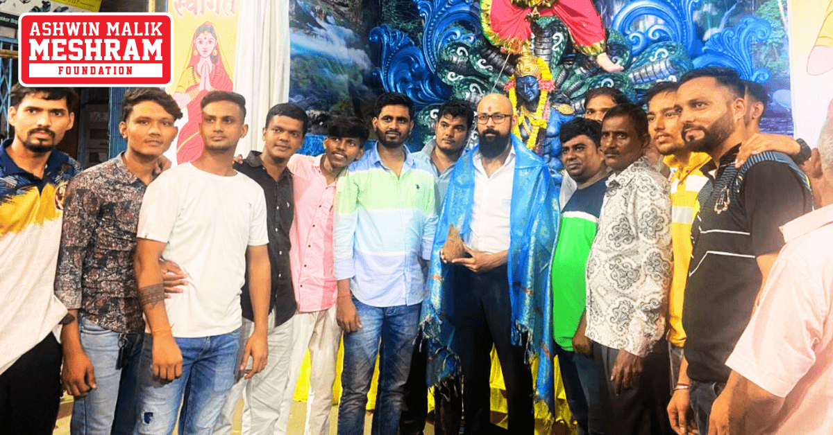 Our Chairman, Ashwin Malik Meshram visited the "Nav Bal Mitra Mandal" to take Maa Durga’s blessings and also, performed the Aarti along with the residents of Thakkar Bappa, Chembur.